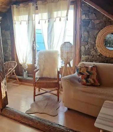 Maison Atypique Au Grand Charme Embrun Buitenkant foto